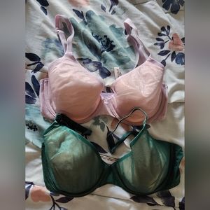 Victoria secret bra bundle size 32D